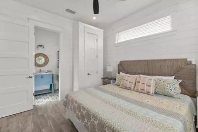 239 S Harbor Drive, Holmes Beach, FL 34217 - Photo 23
