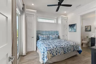 239 S Harbor Drive, Holmes Beach, FL 34217 - Photo 21
