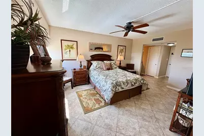 1700 Benjamin Franklin Drive #9E, Sarasota, FL 34236 - Photo 33