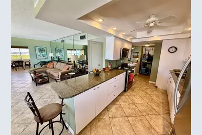 1700 Benjamin Franklin Drive #9E, Sarasota, FL 34236 - Photo 19