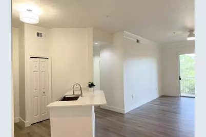 5152 Northridge Road #302, Sarasota, FL 34238 - Photo 7