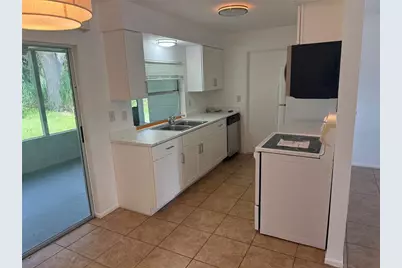 3412 Spainwood Drive, Sarasota, FL 34232 - Photo 5