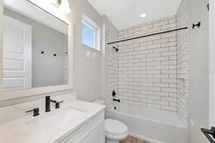 6233 Rivo Lks Blvd, Sarasota, FL 34241 - Photo 27