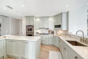 1300 Benjamin Franklin Dr, Sarasota, FL 34236 - Photo 21