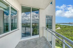 1300 Benjamin Franklin Dr, Sarasota, FL 34236 - Photo 11