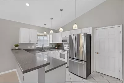 1250 Capri Isles Boulevard #66, Venice, FL 34292 - Photo 5
