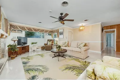 133 Holly Avenue, Sarasota, FL 34243 - Photo 11