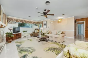 133 Holly Ave, Sarasota, FL 34243 - Photo 11