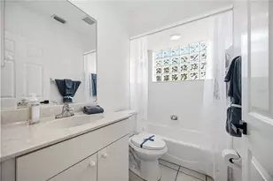 5469 Ashton Manor Dr, Sarasota, FL 34233 - Photo 25