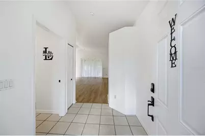 5469 Ashton Manor Drive, Sarasota, FL 34233 - Photo 5