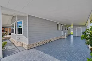 8534 Imperial Cir, Palmetto, FL 34221 - Photo 7