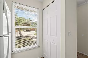4631 Summerwind Dr, Sarasota, FL 34234 - Photo 9