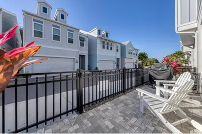 2313 Lindstrom Street, Sarasota, FL 34237 - Photo 5