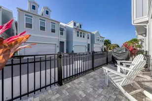 2313 Lindstrom St, Sarasota, FL 34237 - Photo 5