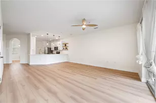 3768 Parkridge Cir, Sarasota, FL 34243 - Photo 11