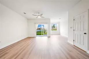 3768 Parkridge Cir, Sarasota, FL 34243 - Photo 9