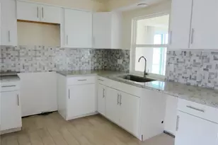 66 Oakland Hills Ct, Rotonda West, FL 33947 - Photo 29
