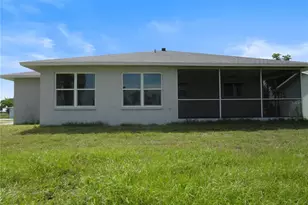 66 Oakland Hills Ct, Rotonda West, FL 33947 - Photo 5