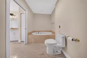 1233 N Gulfstream Ave, Sarasota, FL 34236 - Photo 21