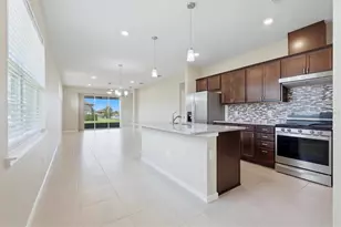 8610 Backshore Ln, Parrish, FL 34219 - Photo 11