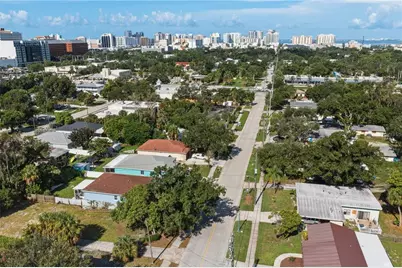 2060 6th Street, Sarasota, FL 34237 - Photo 29