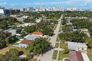 2060 6th St, Sarasota, FL 34237 - Photo 29
