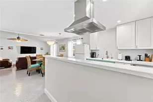 2060 6th St, Sarasota, FL 34237 - Photo 3