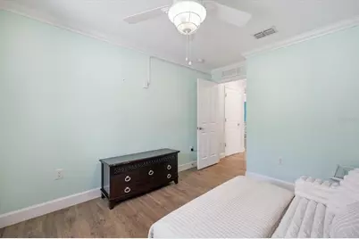 305 65th Avenue E, Bradenton, FL 34203 - Photo 27