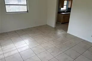 2204 54th Ave Dr W, Bradenton, FL 34207 - Photo 9