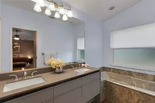 6104 Nicole Dr, Sarasota, FL 34243 - Photo 29