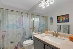 6104 Nicole Dr, Sarasota, FL 34243 - Photo 37