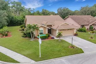 6104 Nicole Dr, Sarasota, FL 34243 - Photo 3