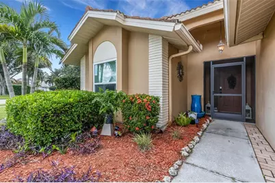 6104 Nicole Drive, Sarasota, FL 34243 - Photo 5