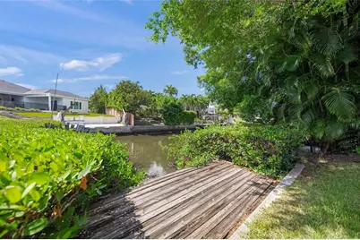 1820 Stanford Lane, Sarasota, FL 34231 - Photo 33