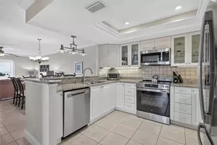 1200 E Peppertree Ln, Sarasota, FL 34242 - Photo 9