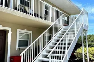 2050 Arlington St, Sarasota, FL 34239 - Photo 7