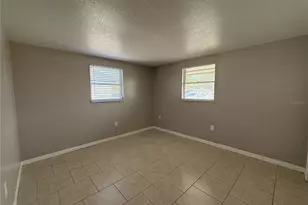 536 Briarwood Rd, Venice, FL 34293 - Photo 7