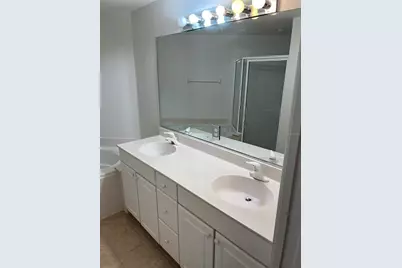 7046 Prosperity Circle #902, Sarasota, FL 34238 - Photo 11