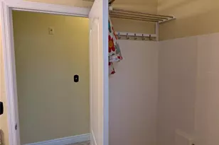 2731 Via Capri, Clearwater, FL 33764 - Photo 11