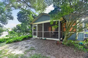 950 Wood Site Dr, Deland, FL 32720 - Photo 23