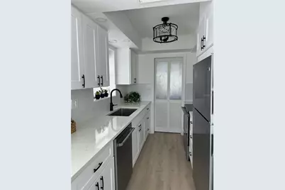 3808 Gulf Of Mexico Drive #E111, Longboat Key, FL 34228 - Photo 5