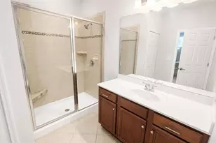 7915 Moonstone Dr, Sarasota, FL 34233 - Photo 21