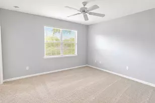 7915 Moonstone Dr, Sarasota, FL 34233 - Photo 17
