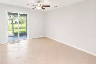 7915 Moonstone Dr, Sarasota, FL 34233 - Photo 5