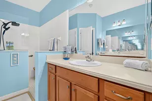 6905 Vista Bella Dr, Bradenton, FL 34209 - Photo 23