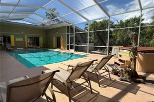 5541 Cape Aqua Dr, Sarasota, FL 34242 - Photo 5