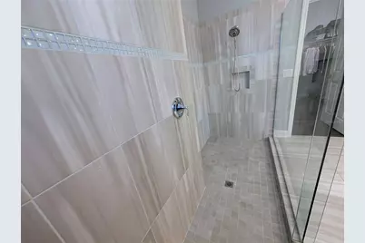 4844 Antrim Drive, Sarasota, FL 34240 - Photo 11