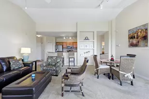 8325 38th St Cir E, Sarasota, FL 34243 - Photo 11