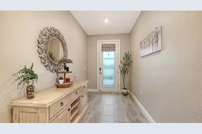 469 Baneberry Court, Nokomis, FL 34275 - Photo 3