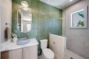 242 Lakeview Dr, Anna Maria, FL 34216 - Photo 41